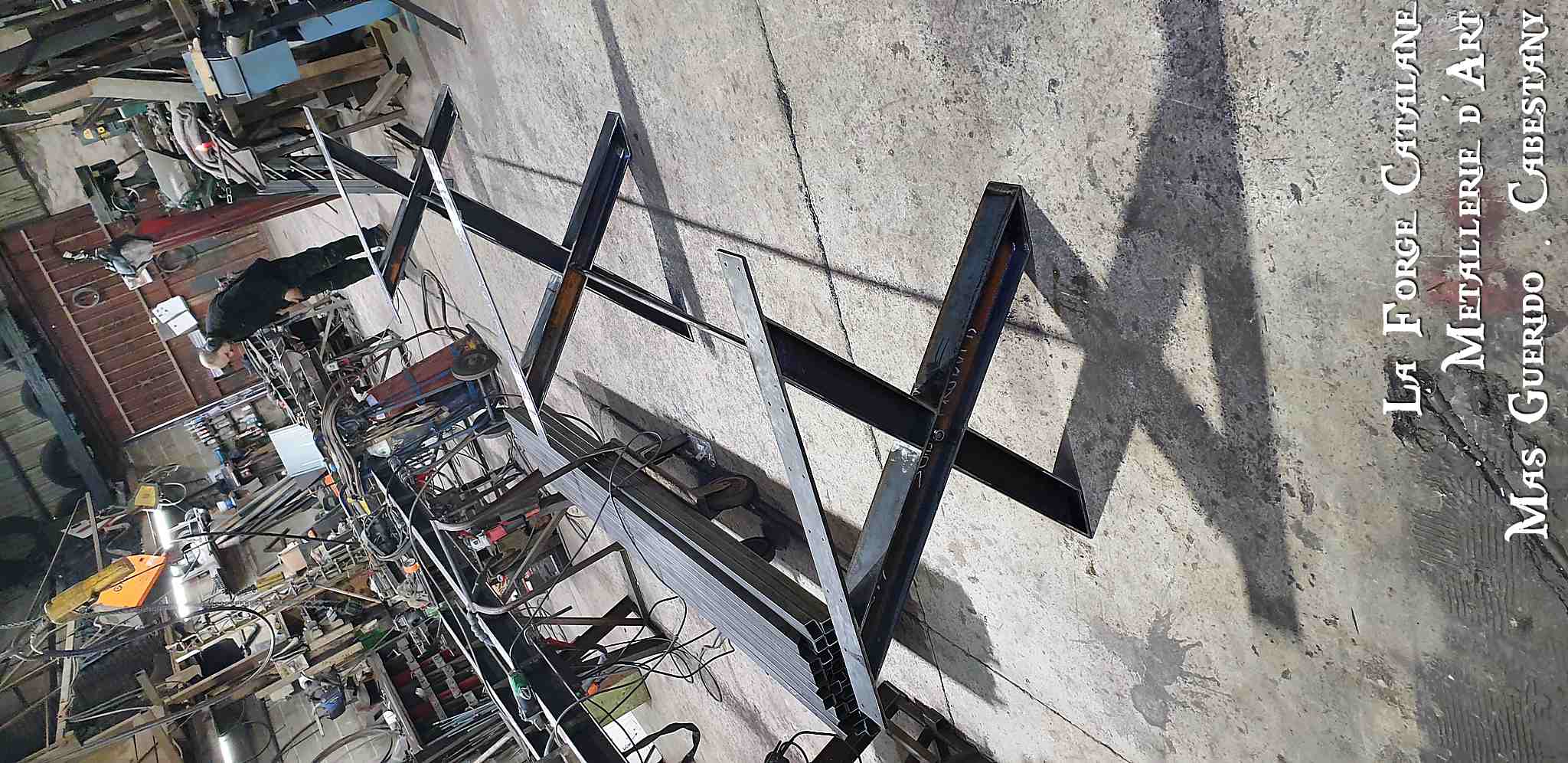 pietement de table xxl forge catalane.jpg